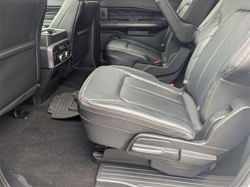 Used 2021 Ford Expedition Max Platinum image 26