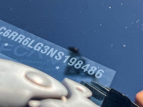 Used 2022 RAM 1500 Classic SLT image 11