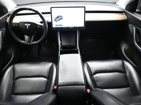 Used 2021 Tesla Model Y Long Range AWD/4WD image 16