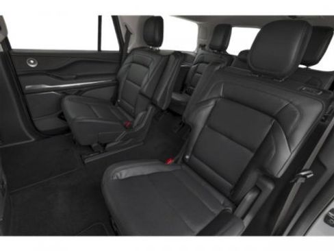 New 2026 Lincoln Navigator Premiere AWD/4WD image 15