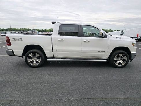 Used 2024 RAM 1500 Laramie AWD/4WD image 7