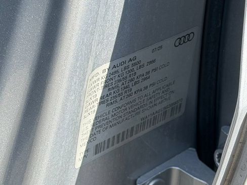 Used 2025 Audi Q5 Premium w/ Convenience Package AWD/4WD image 31