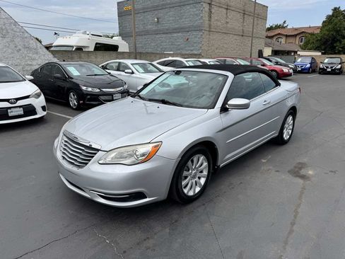 Used 2011 Chrysler 200 Touring FWD image 47
