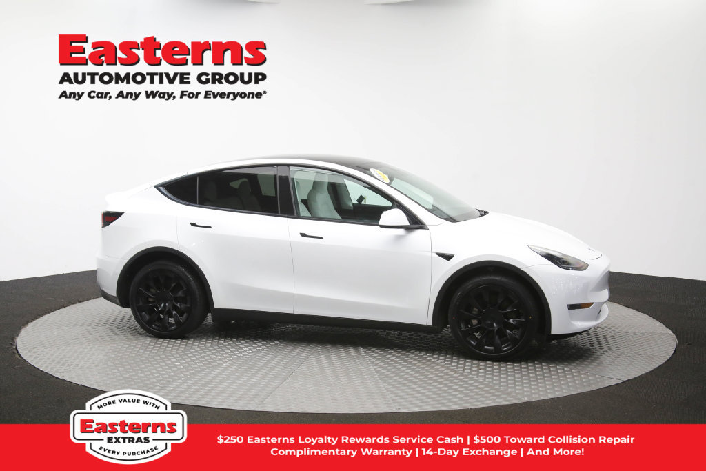 Used 2022 Tesla Model Y Long Range AWD/4WD image 43