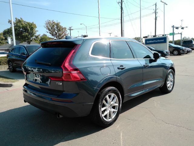 Used 2019 Volvo XC60 T5 Momentum w/ Premium Package FWD image 8