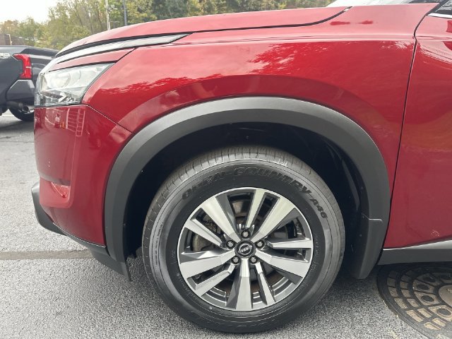 Used 2024 Nissan Pathfinder SL AWD/4WD image 27