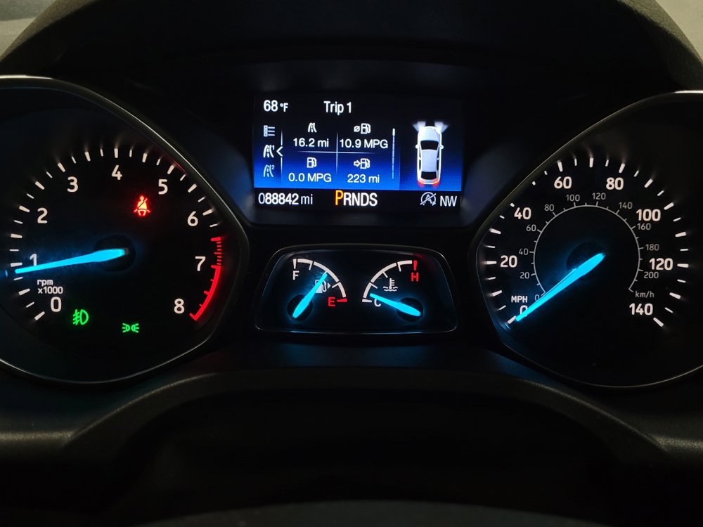 Used 2017 Ford Escape SE w/ SE Sport Appearance Package FWD image 23