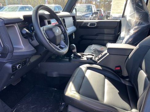 New 2025 Ford Bronco Outer Banks image 7