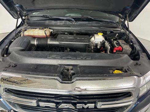 Used 2019 RAM 1500 Big Horn AWD/4WD image 9