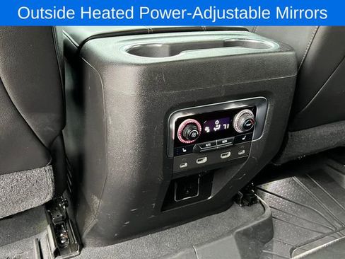 Used 2021 Chevrolet Suburban Z71 w/ Z71 Signature Package image 40