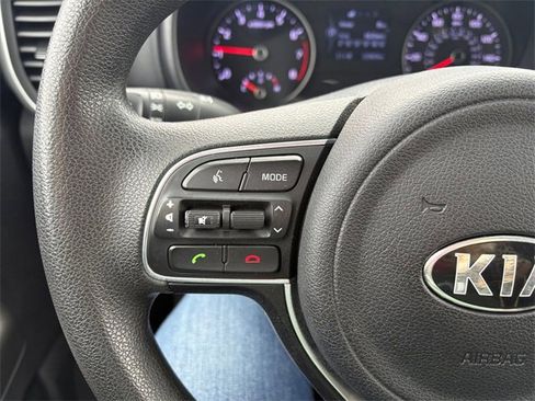 Used 2019 Kia Sportage LX image 19