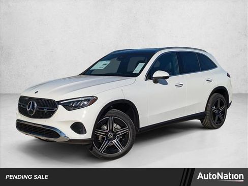 Certified 2026 Mercedes-Benz GLC 300 image 1