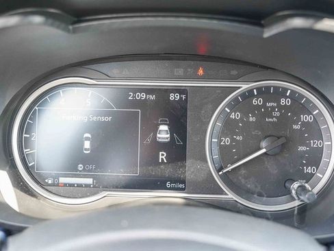 New 2025 Nissan Versa SV w/ Trunk Package image 24