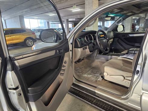 Used 2007 Toyota 4Runner SR5 image 20