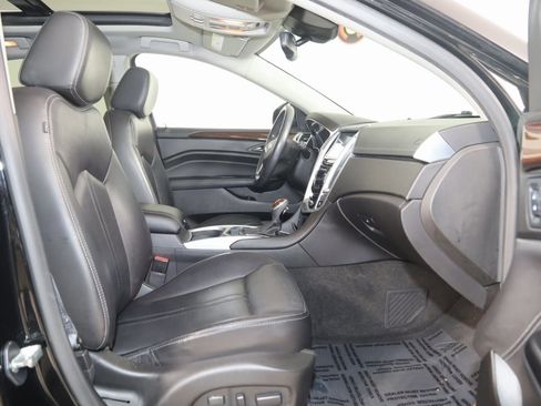 Used 2016 Cadillac SRX Luxury w/ Driver Awareness Package image 13