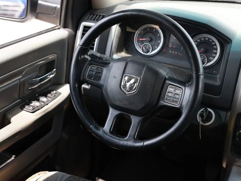 Used 2015 RAM 1500 Big Horn RWD image 28
