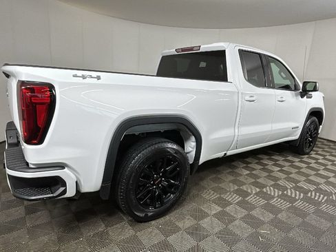 Used 2025 GMC Sierra 1500 Elevation AWD/4WD image 3