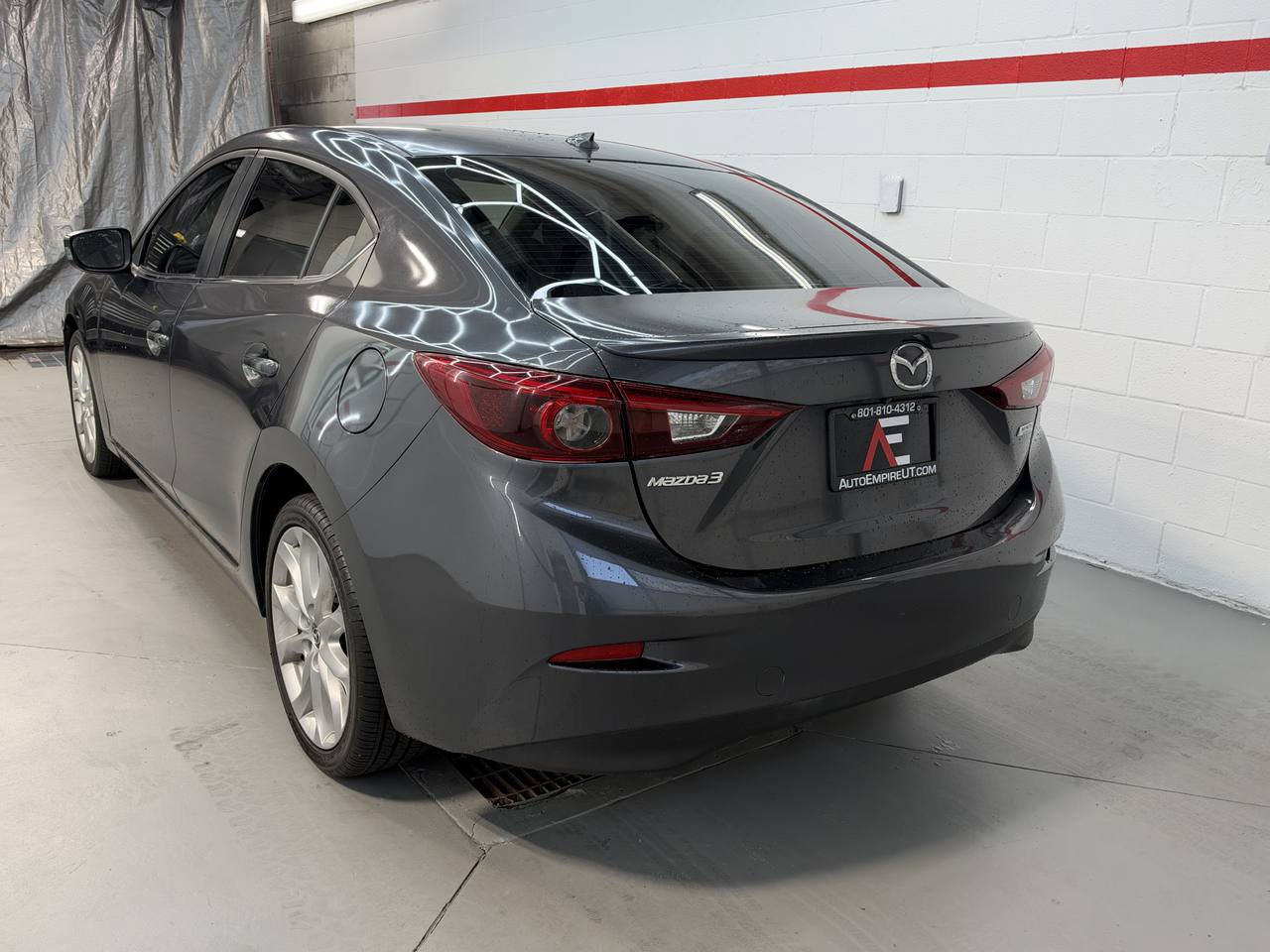 Used 2014 MAZDA MAZDA3 s Grand Touring w/ Technology Package FWD image 7