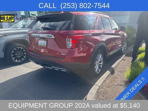 Used 2020 Ford Explorer XLT w/ Equipment Group 202A AWD/4WD image 2