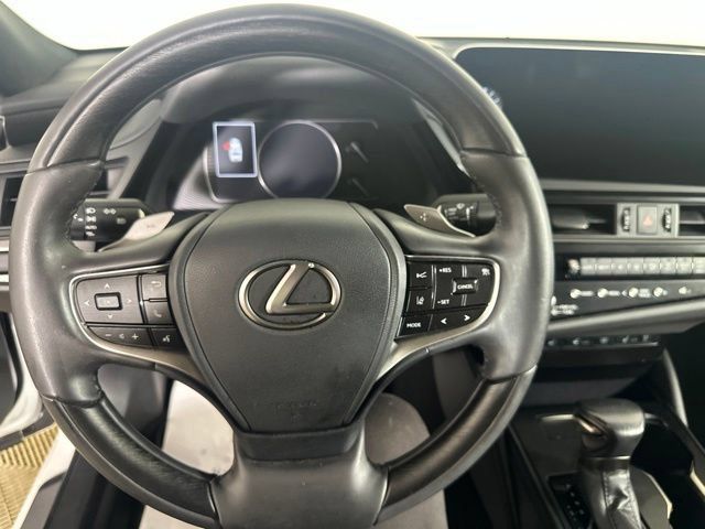 Used 2023 Lexus ES 350 Ultra Luxury w/ Accessory Package (Z2) FWD image 19