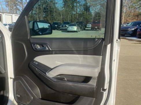 Used 2020 Chevrolet Tahoe LT image 12