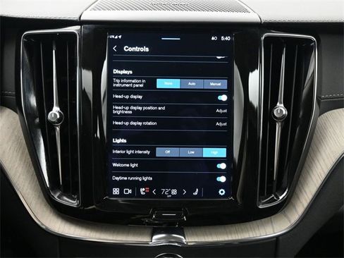 Used 2022 Volvo XC60 B5 Inscription w/ Advanced Package image 19