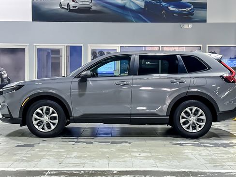 Certified 2025 Honda CR-V LX image 2