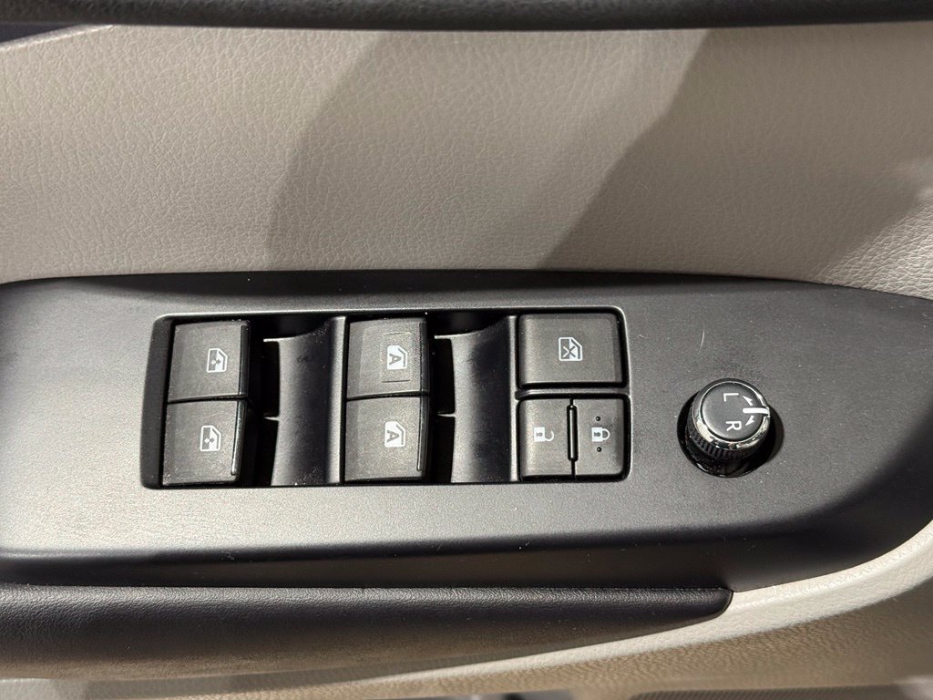 Certified 2019 Toyota Highlander XLE AWD/4WD image 16