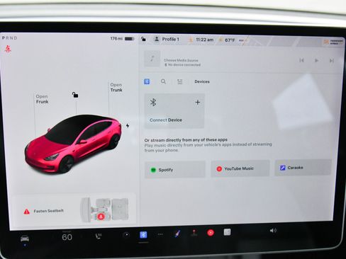 Used 2021 Tesla Model 3 Standard Range Plus image 25