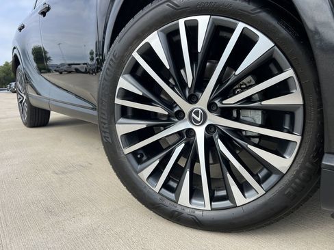 Used 2024 Lexus RX 350 Premium Plus w/ Convenience Package FWD image 6