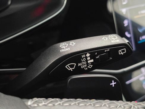 Used 2025 Audi Q7 3.0T Premium Plus image 42