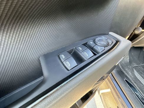 Used 2022 Chevrolet Silverado 1500 ZR2 w/ Technology Package image 22