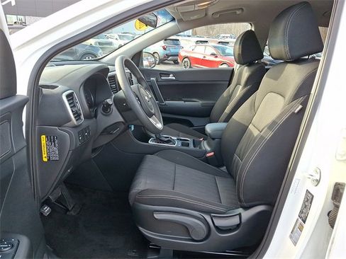 Certified 2022 Kia Sportage LX image 14