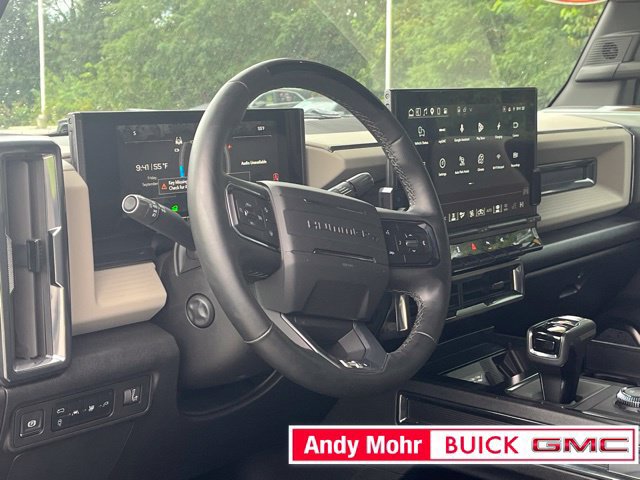 Used 2026 GMC Hummer EV SUV w/ LPO, Dark Essentials Package AWD/4WD image 8