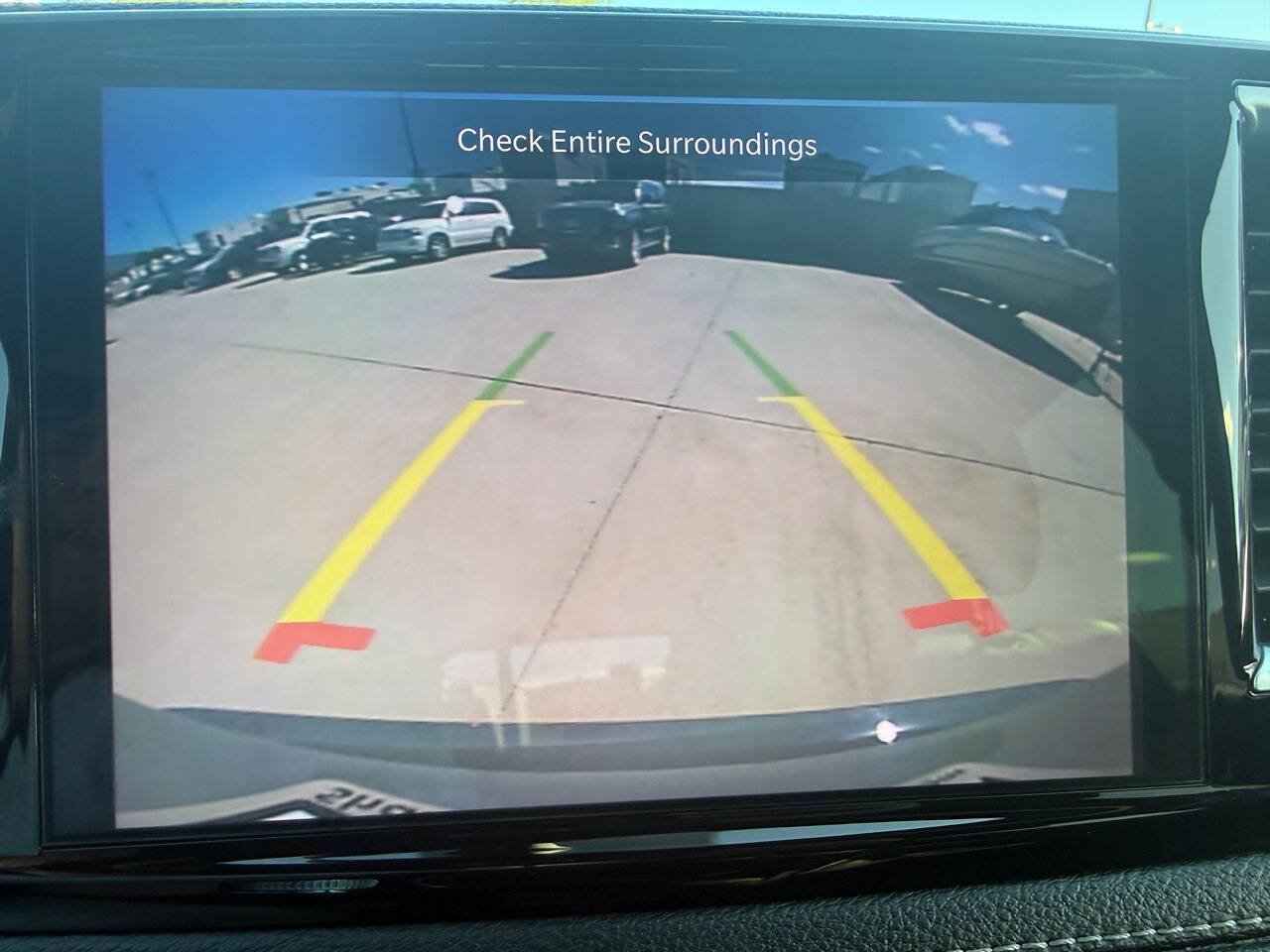 Used 2023 Chrysler Pacifica Limited w/ Uconnect Theater Family Group AWD/4WD image 40