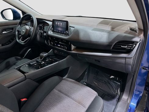 Used 2022 Nissan Rogue SV FWD image 28