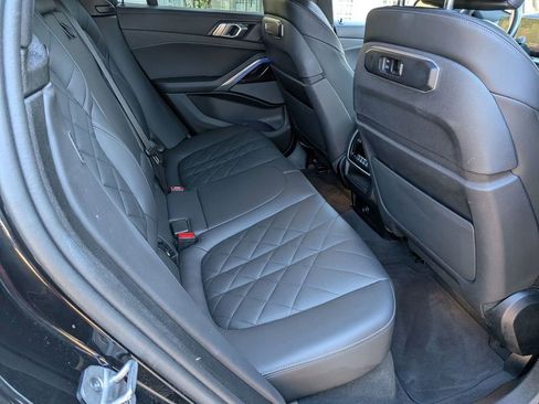 Used 2024 BMW X6 xDrive40i image 27