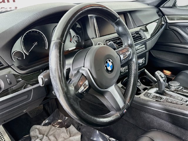 Used 2016 BMW 535i xDrive Sedan AWD/4WD image 11