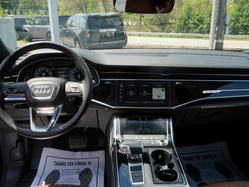 Used 2021 Audi Q8 Premium Plus w/ Premium Plus Package AWD/4WD image 50