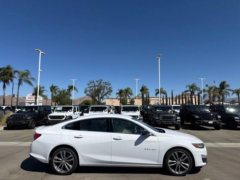 Used 2024 Chevrolet Malibu LT FWD image 3