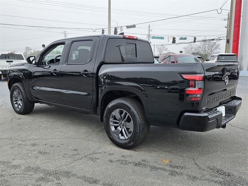 New 2026 Nissan Frontier SV image 6