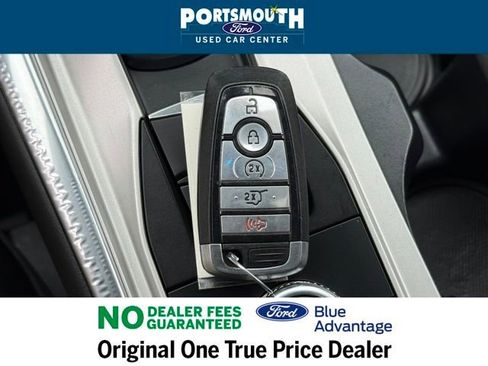 Used 2022 Ford Explorer XLT w/ Equipment Group 202A image 17