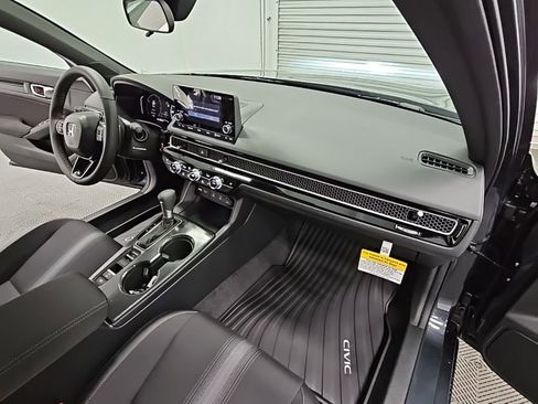 New 2025 Honda Civic Sport image 34