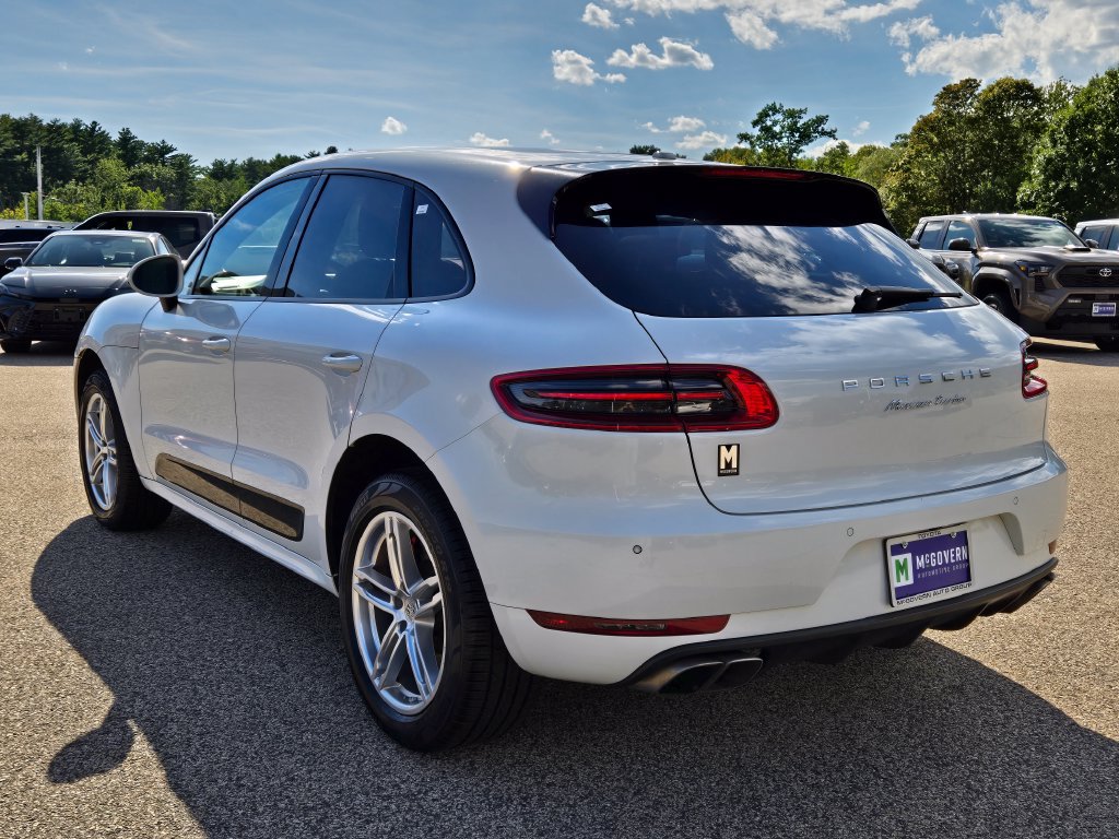 Used 2015 Porsche Macan Turbo AWD/4WD image 3