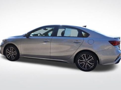 Used 2023 Kia Forte GT-Line image 5