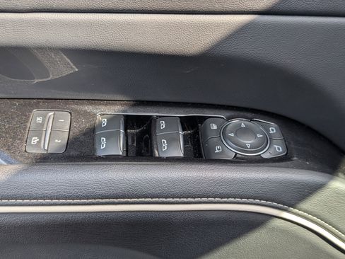 Used 2021 Cadillac Escalade ESV Premium Luxury w/ Performance Package image 21