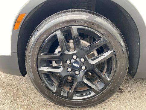 Used 2019 Chevrolet Blazer LT w/ Sun and Wheels Package AWD/4WD image 18