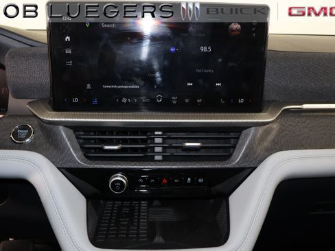Used 2025 Ford Explorer Platinum w/ Ultimate Package AWD/4WD image 24