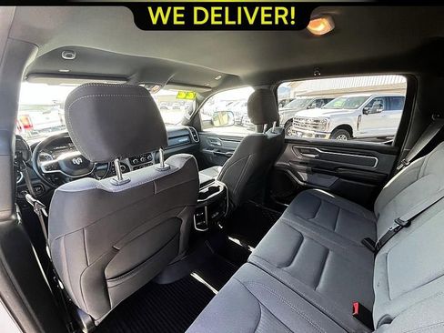 Used 2022 RAM 1500 Big Horn AWD/4WD image 14