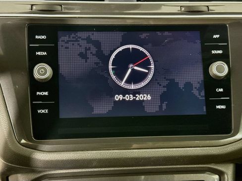 Used 2023 Volkswagen Tiguan SE R-Line FWD image 14